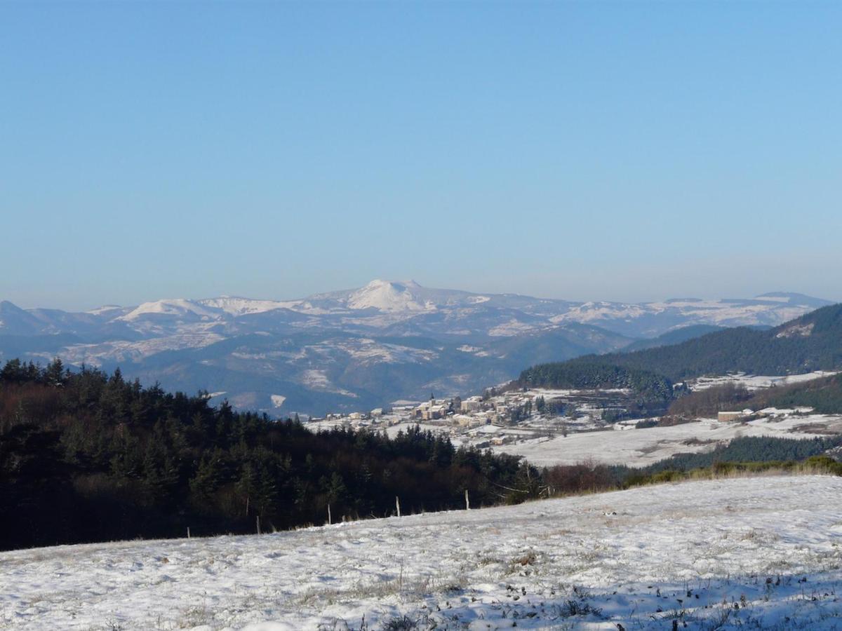 Les Cabanes De Labrousse Saint-Julien-Labrousse Eksteriør billede